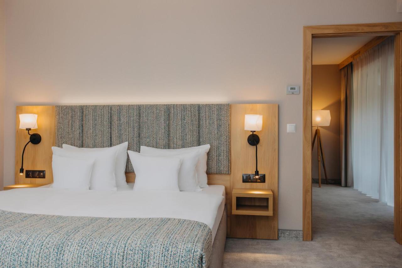 Platinum Mountain Hotel&Spa Szklarska Poreba Exterior photo A bedroom at the hotel