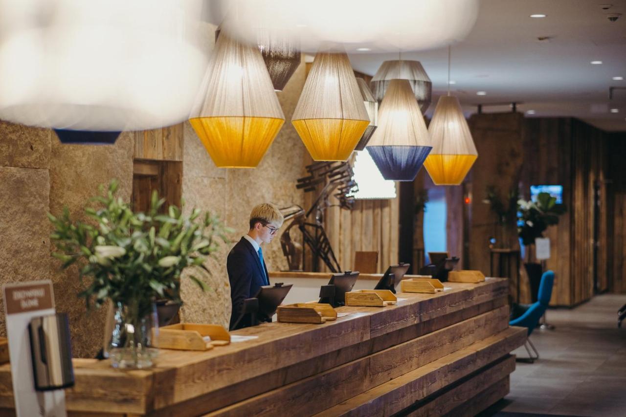 Platinum Mountain Hotel&Spa Szklarska Poreba Exterior photo Reception desk at the hotel